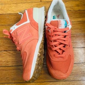 Reebok women’s casual sneakers 8.5